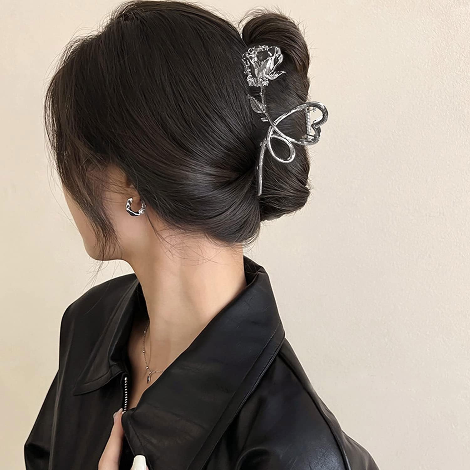 Rose Metal Hair Claw Clips, 1Pc Flower Non-Slip Hair Claw for Thin/Thick Hair - Fashionable Hair Styling Accessory for Women and Girls (Black Rose)